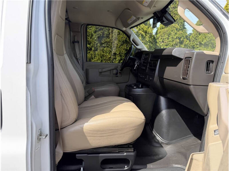 2021 Chevrolet Express 3500