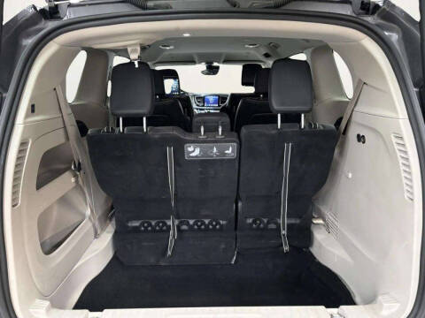 2020 Chrysler Pacifica Touring L Plus