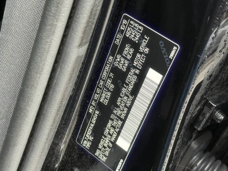 2020 Volvo S60 T5 Momentum