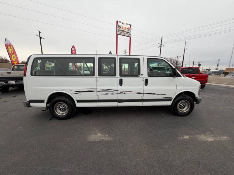 2001 Chevrolet Express
