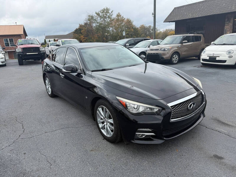 2015 Infiniti Q50 Premium