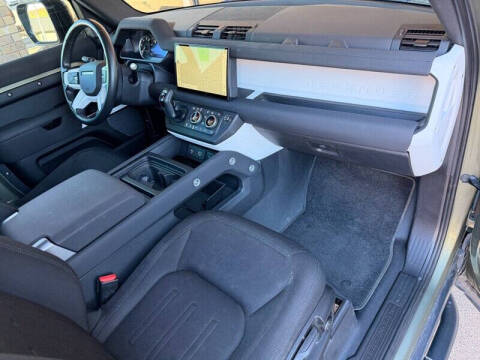 2022 Land Rover Defender 90 Standard