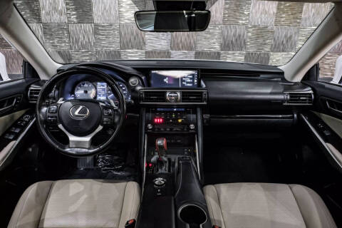 2018 Lexus IS 300