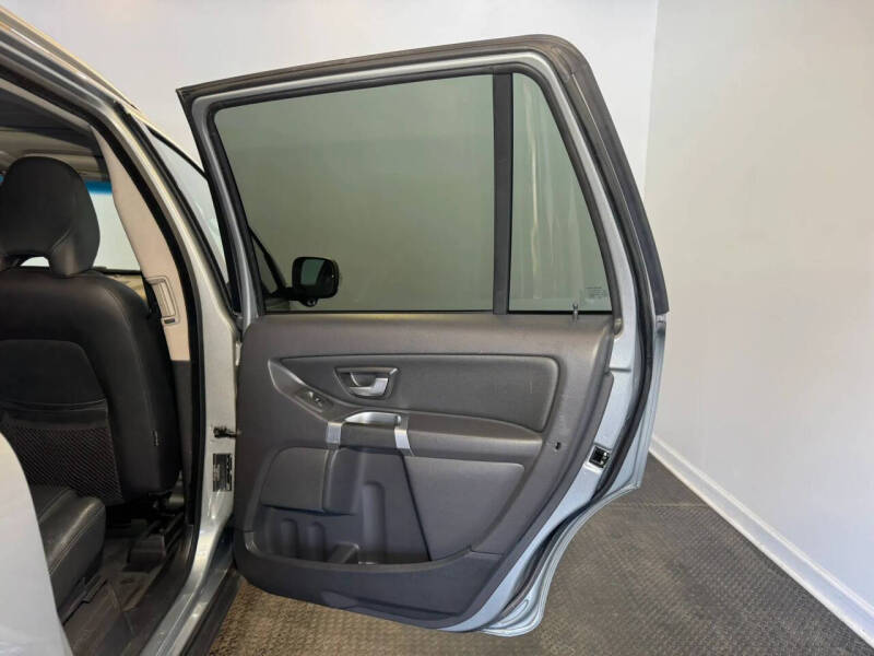 2011 Volvo XC90 3.2