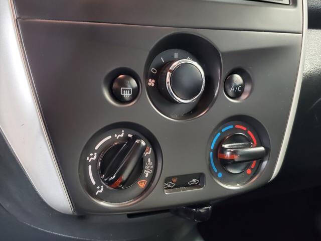 2019 Nissan Versa SV