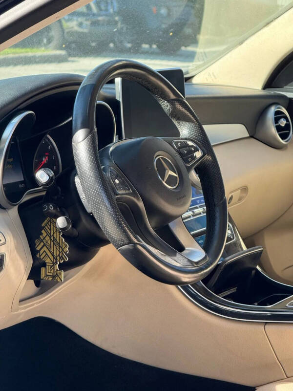 2017 Mercedes-Benz C-Class