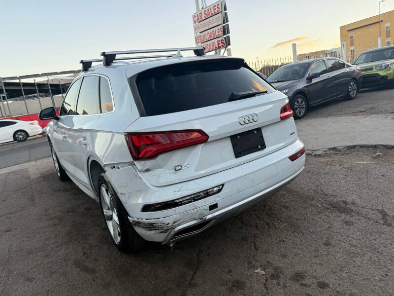 2020 Audi Q5 quattro Titanium Premium 45 TFSI