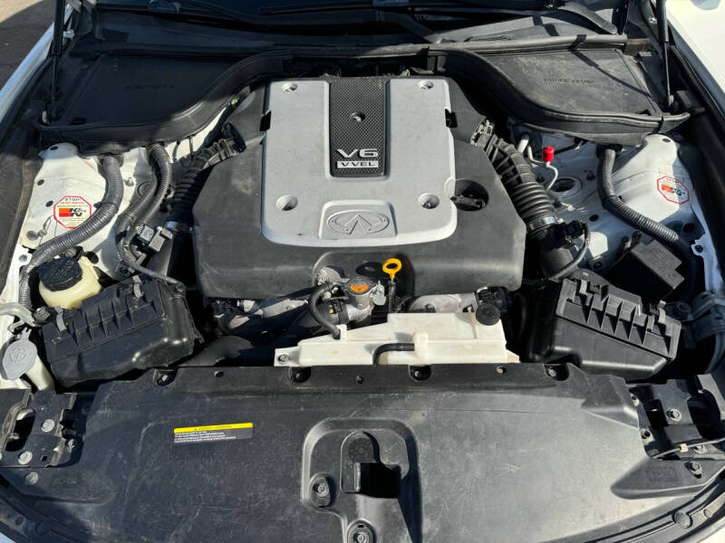 2014 Infiniti Q60 Coupe