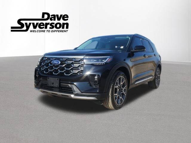 2025 Ford Explorer Platinum's photo