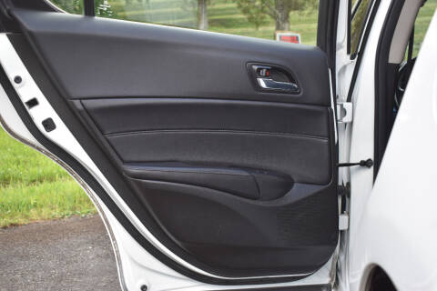 2013 Acura ILX 2.0L w/Tech