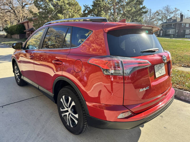 2017 Toyota RAV4 LE