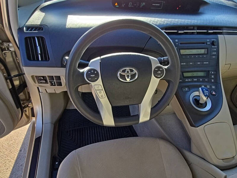 2010 Toyota Prius II