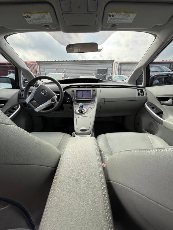 2010 Toyota Prius II