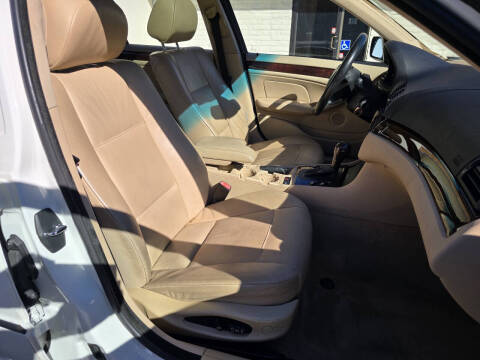 2004 BMW 3 Series 325i