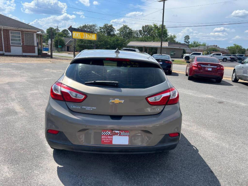 2017 Chevrolet Cruze LT Auto