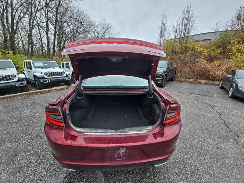 2017 Dodge Charger SXT