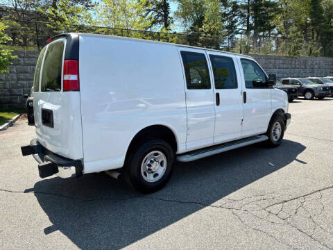 2023 Chevrolet Express 2500