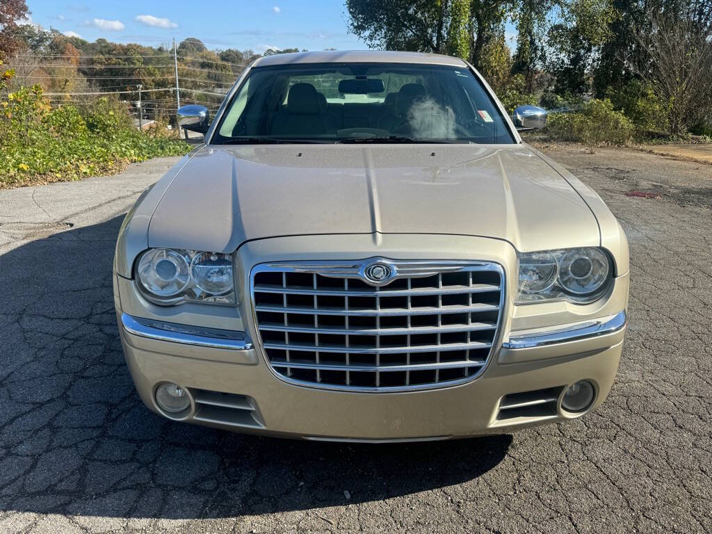 2006 Chrysler 300 for sale at Car ConneXion Inc in Knoxville, TN