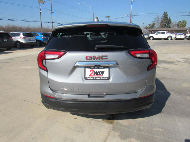 2023 GMC Terrain SLE