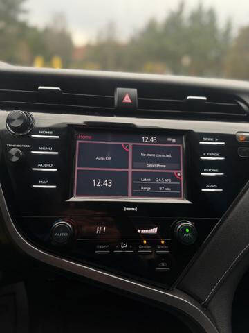 2020 Toyota Camry SE