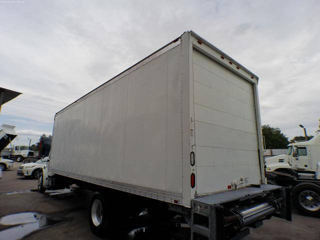 2015 Freightliner M2 106