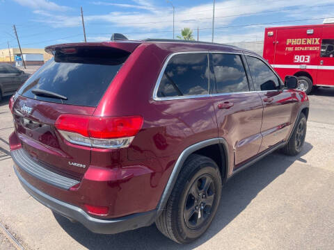 2017 Jeep Grand Cherokee Laredo