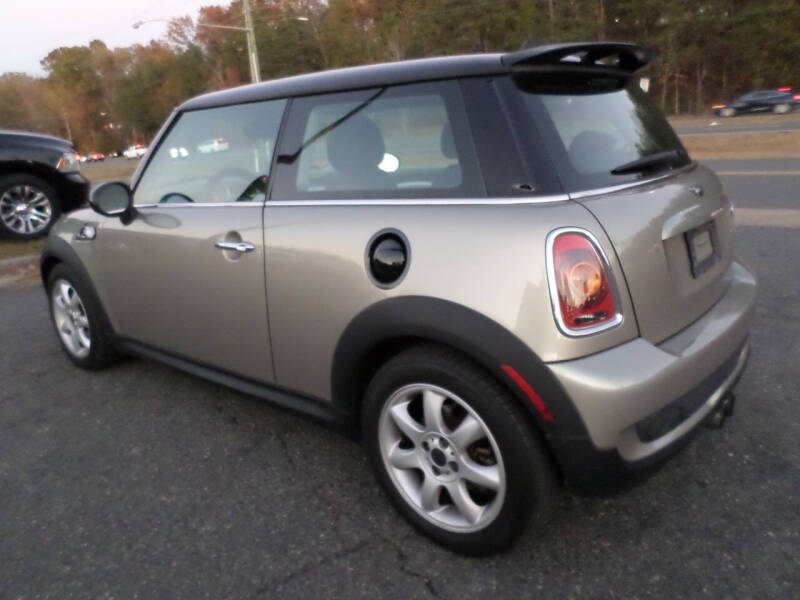 2009 MINI Cooper S photo 7