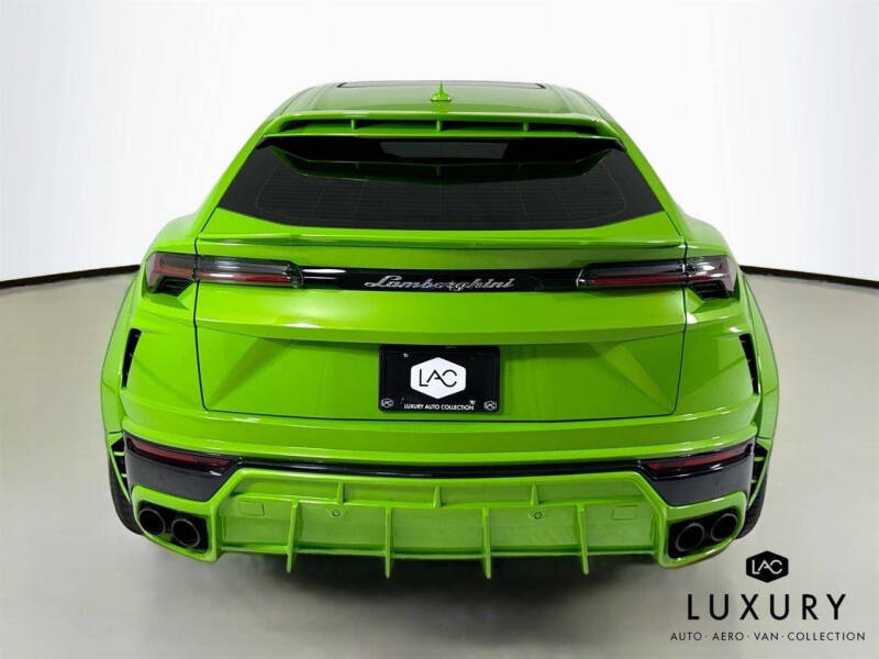 2022 Lamborghini Urus