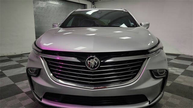 2022 Buick Enclave Essence