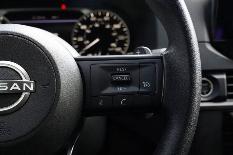 2023 Nissan Pathfinder S