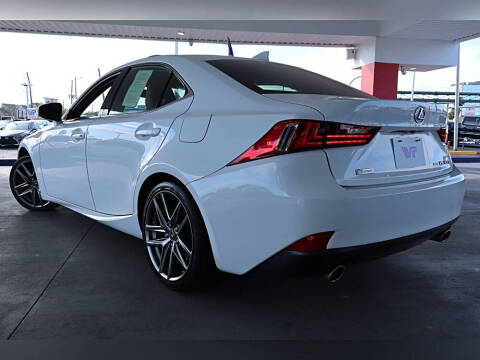 2016 Lexus IS 300