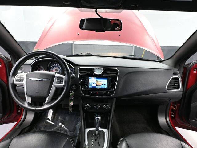 2012 Chrysler 200 Limited