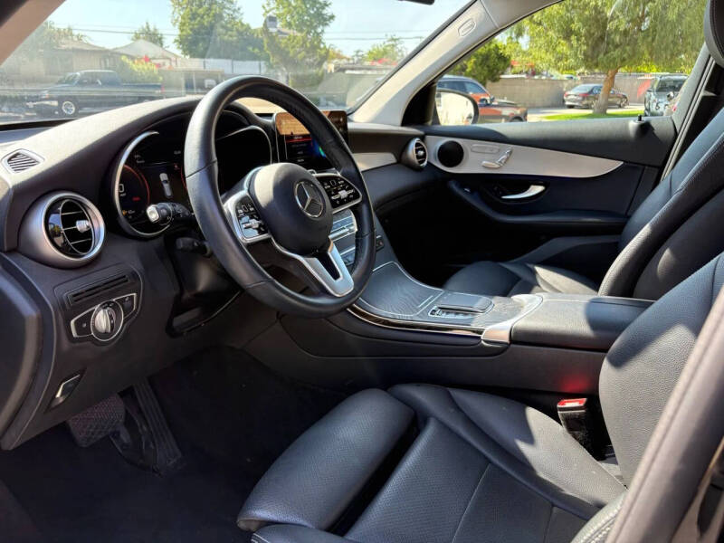 2022 Mercedes-Benz GLC GLC 300