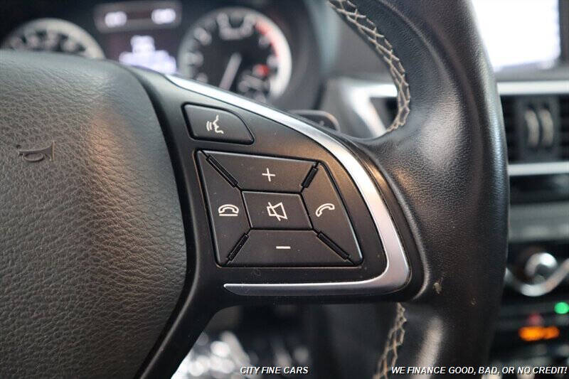 2019 Infiniti QX30 Essential