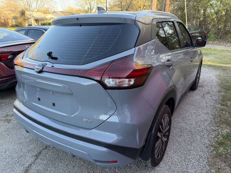 2024 Nissan Kicks SV