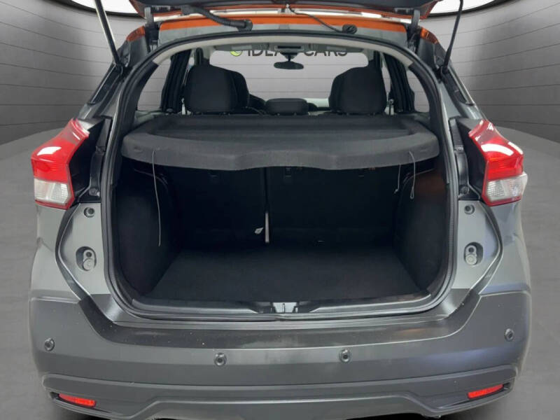 2020 Nissan Kicks SV