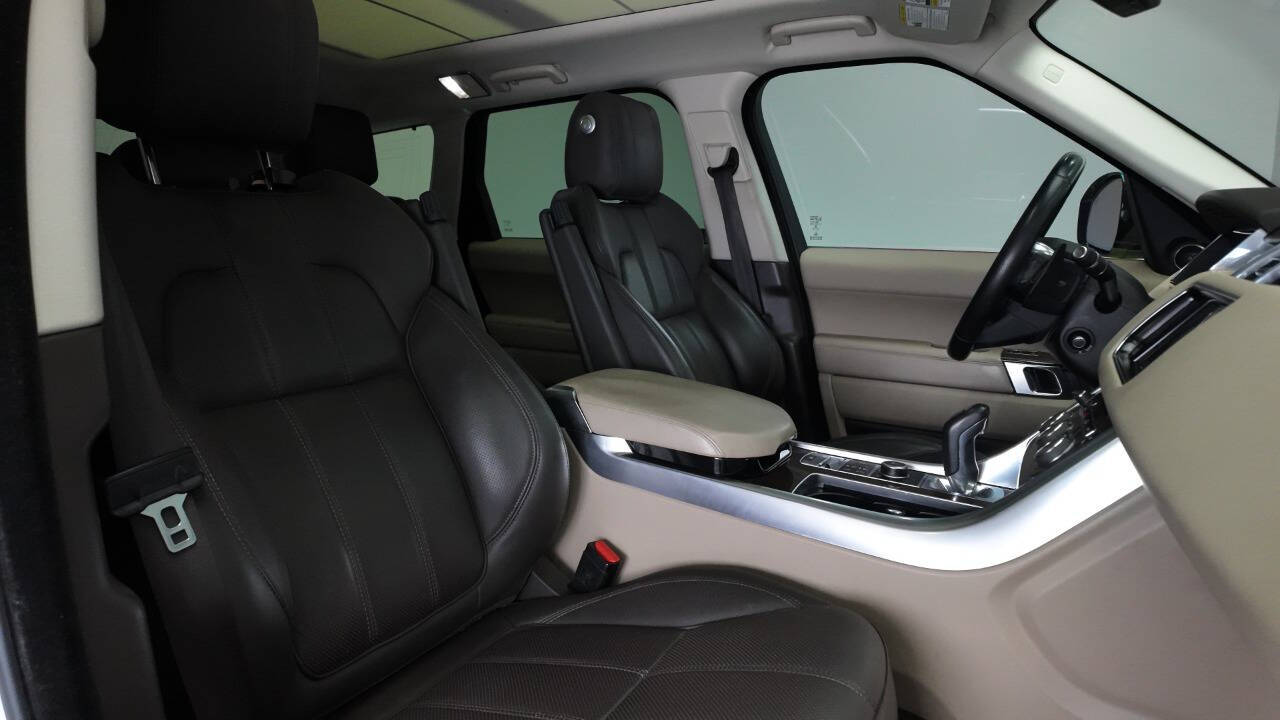 2015 Land Rover Range Rover Sport 38