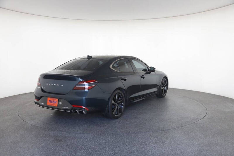 2023 Genesis G70