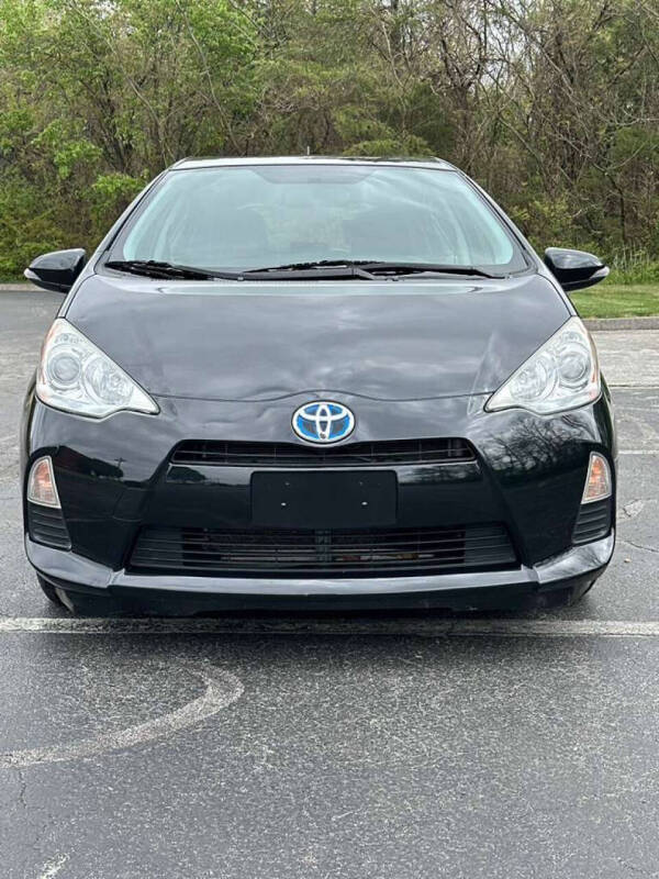 2013 Toyota Prius c Three