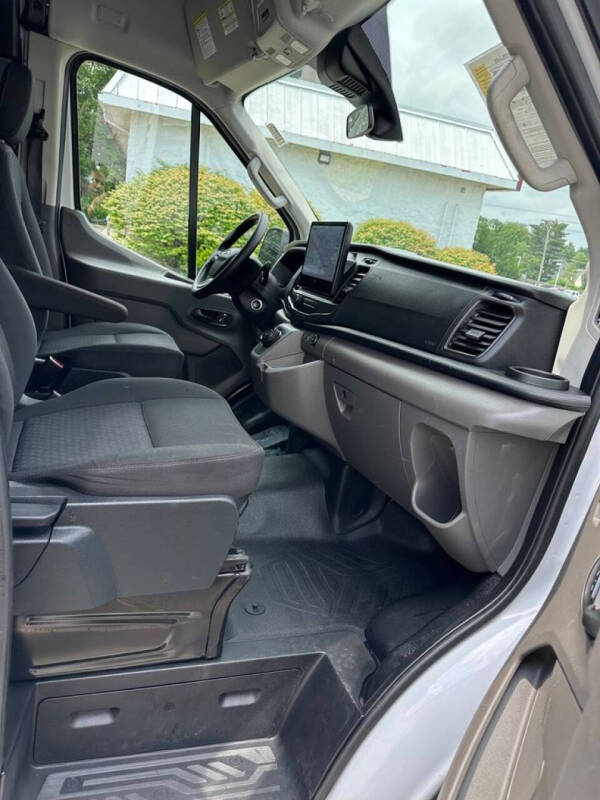 2023 Ford E-Transit