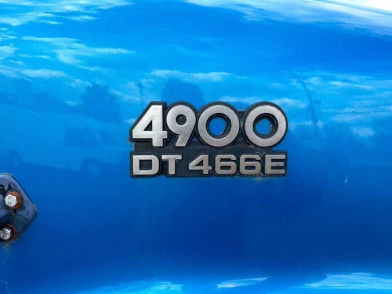 1999 International 4900