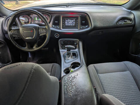 2015 Dodge Challenger SXT