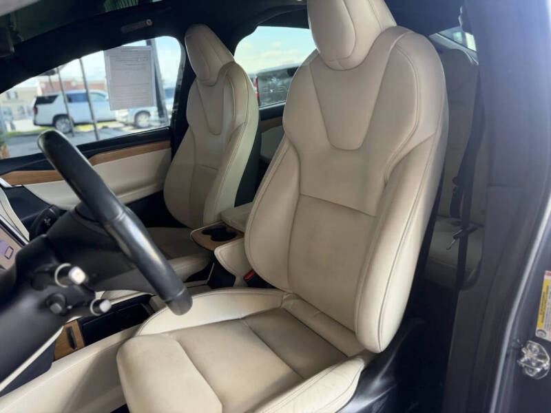 2020 Tesla Model X Long Range Plus
