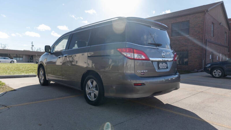2017 Nissan Quest S