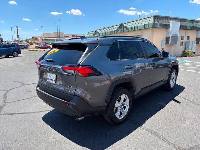 2021 Toyota RAV4 XLE