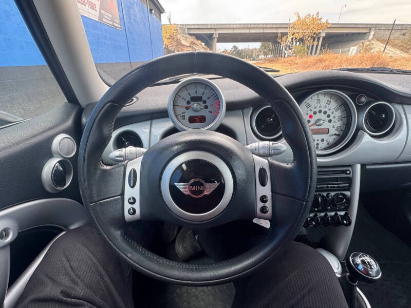 2004 MINI Cooper