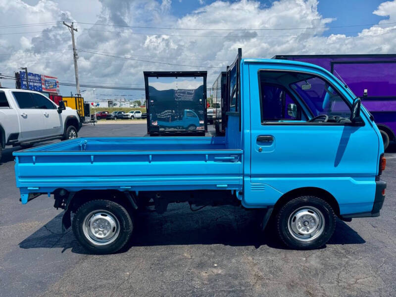 1997 Mitsubishi MINI CAB