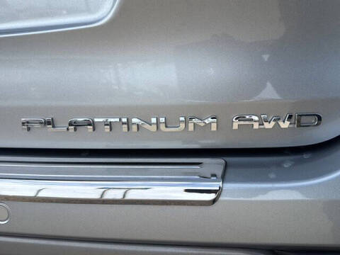 2024 Toyota Highlander Platinum