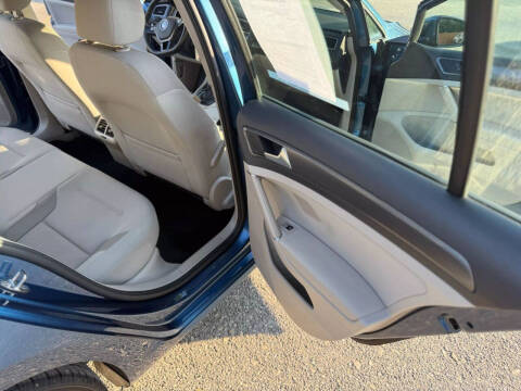 2018 Volkswagen Golf SportWagen