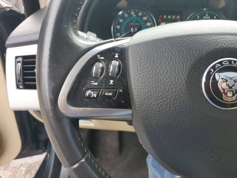 2015 Jaguar XF 2.0T Premium